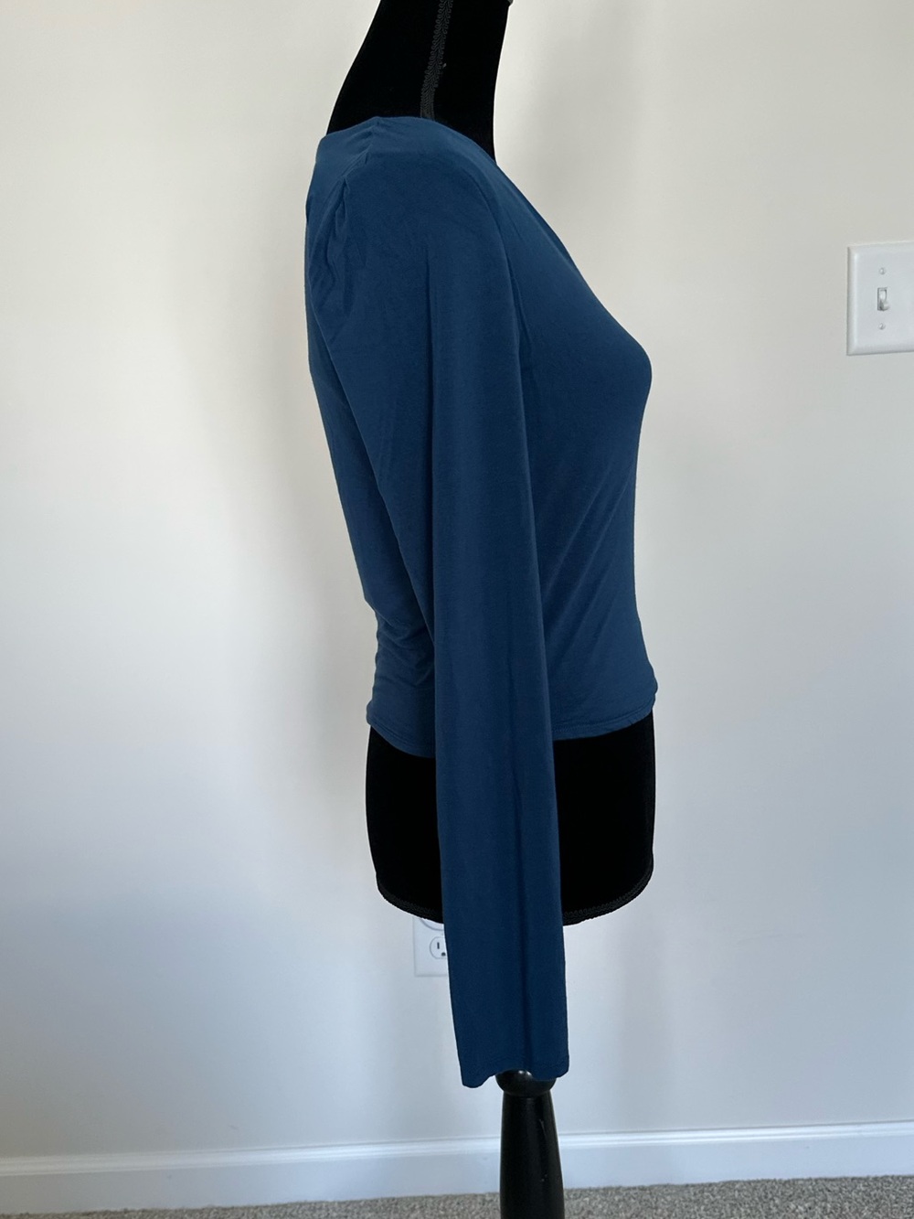 Women’s Be Cool Blue Long Sleeve Scoop Neck Shirt - Picture 5 of 7